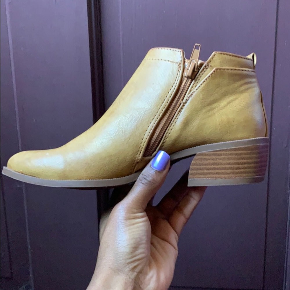 Qupid Tan Ankle Booties